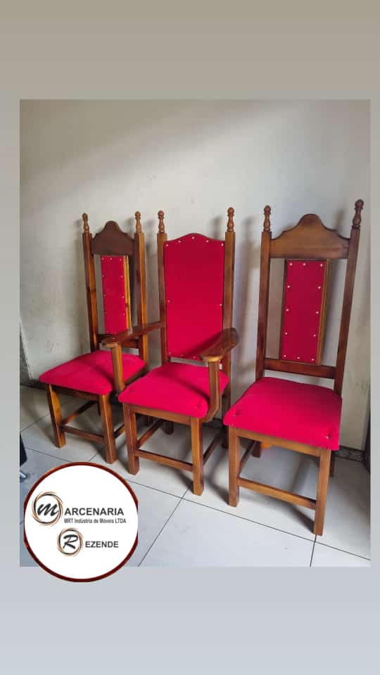 Cadeiras para Altar – Marcenaria Rezende