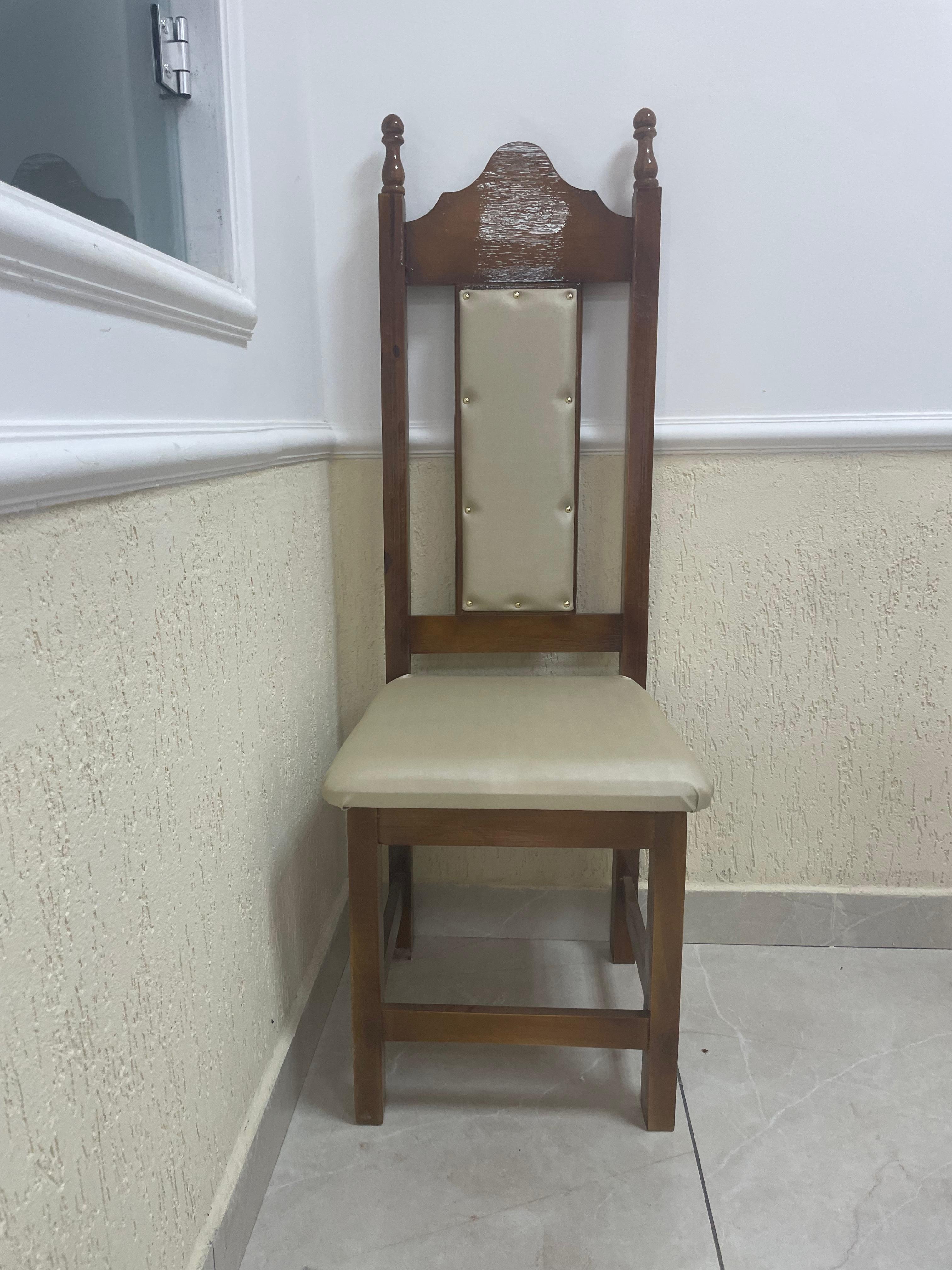 Cadeiras para Altar – Marcenaria Rezende
