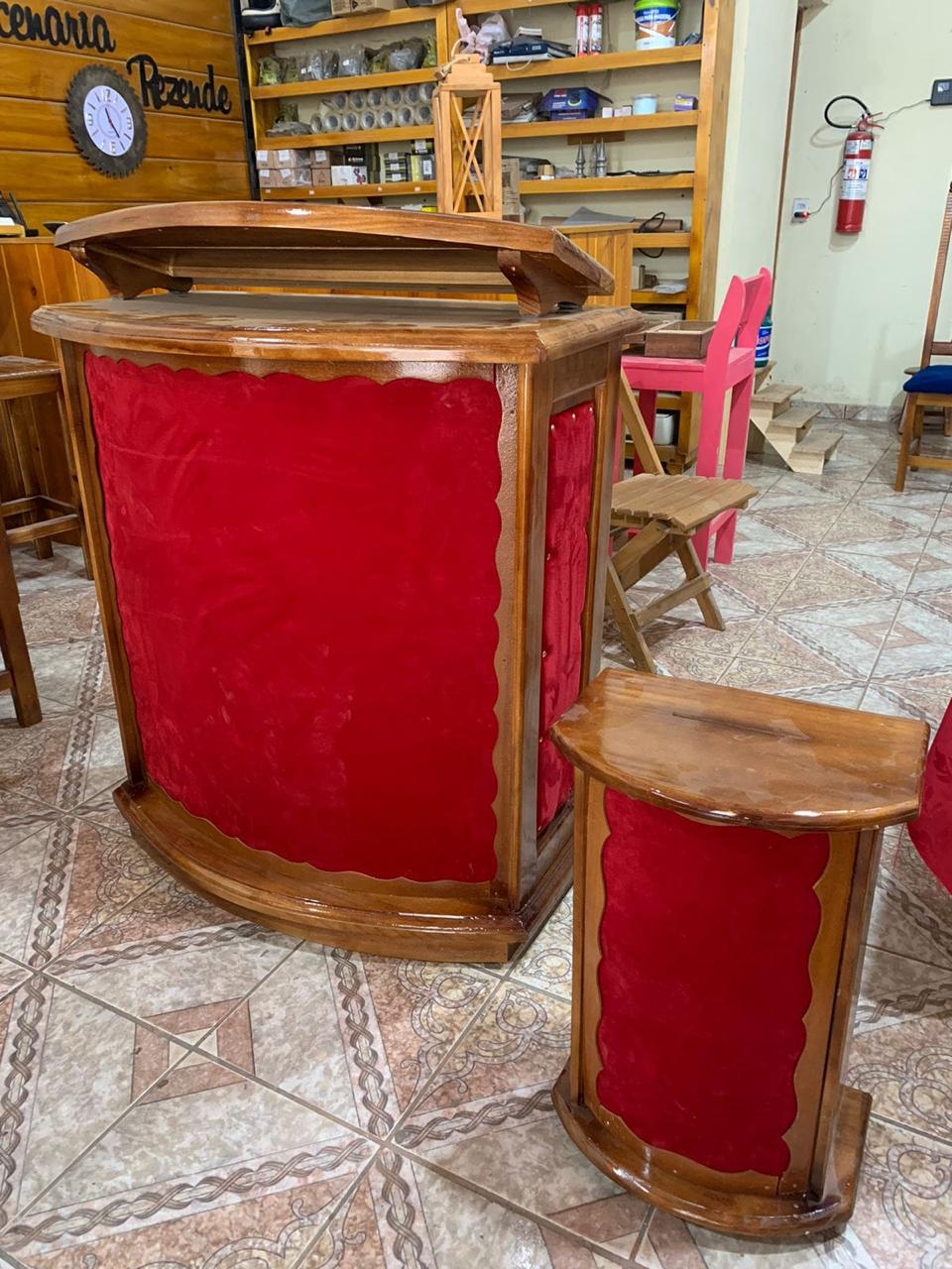 Pulpitos e Gazofilacio – Marcenaria Rezende